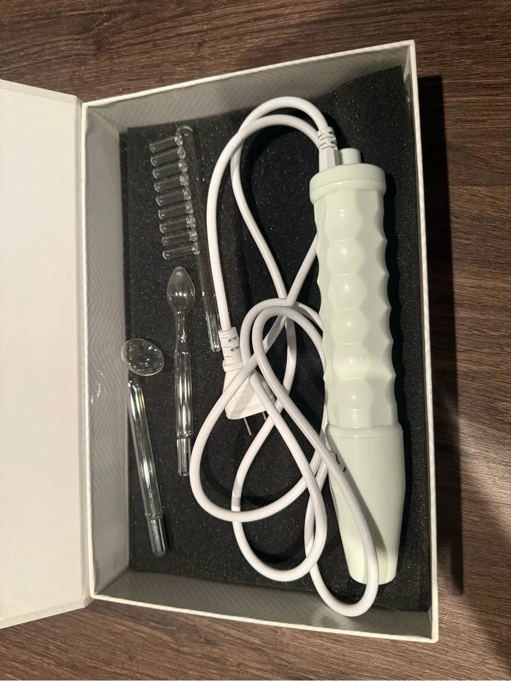 White Dermal Device for Women Skincare